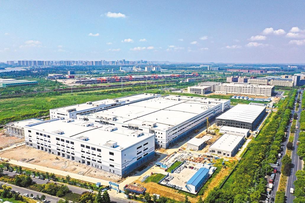 Wuhan manufacturing industrial facilities and export industry in China